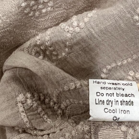 Valentina Naldi Tunic Length Eyelet Cover Up Top, NWT, Tan, OS - Picture 4 of 9